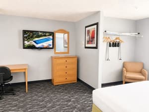 thumbnail: Hallway