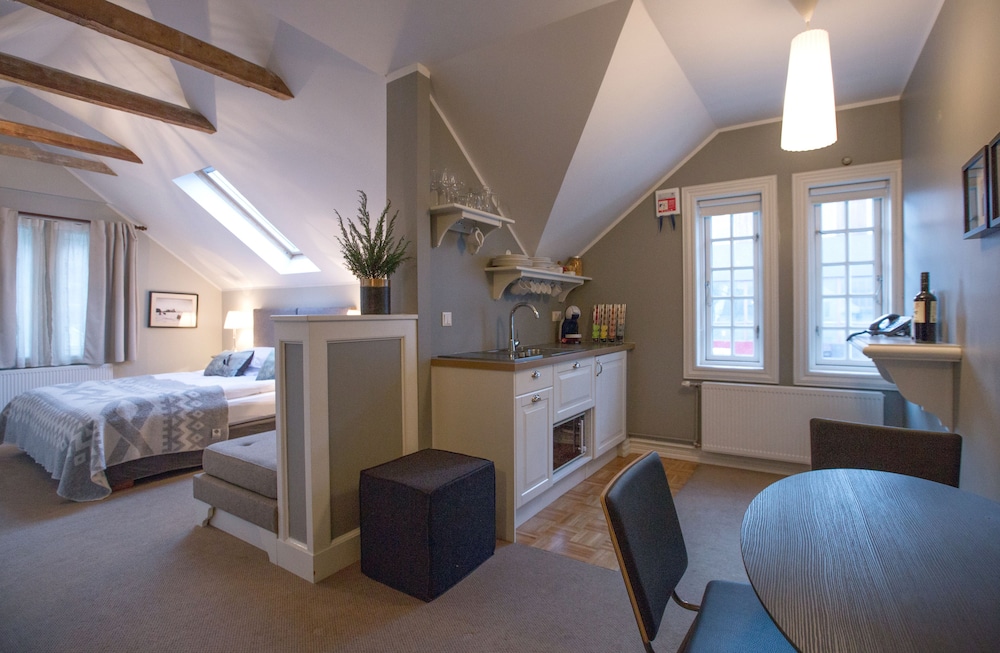 Private kitchenette