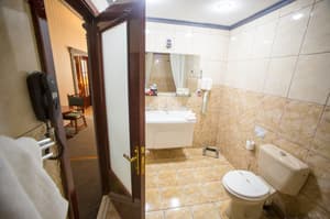 thumbnail: Bathroom