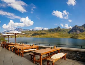thumbnail: Restaurant