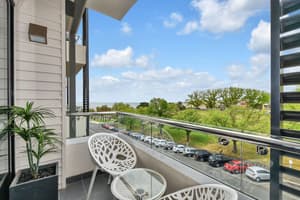 thumbnail: Balcony