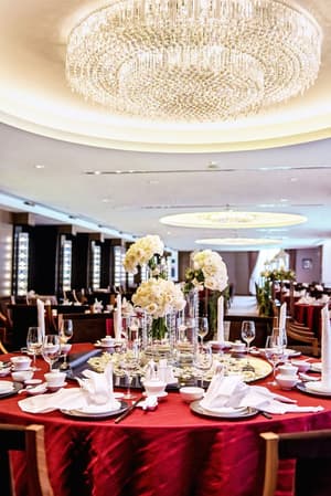 thumbnail: Indoor wedding