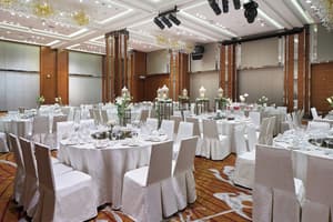 thumbnail: Banquet hall