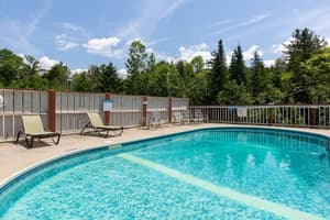 thumbnail: Outdoor pool