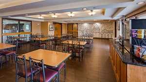 thumbnail: Breakfast area