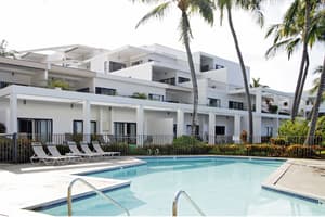 thumbnail: Outdoor pool