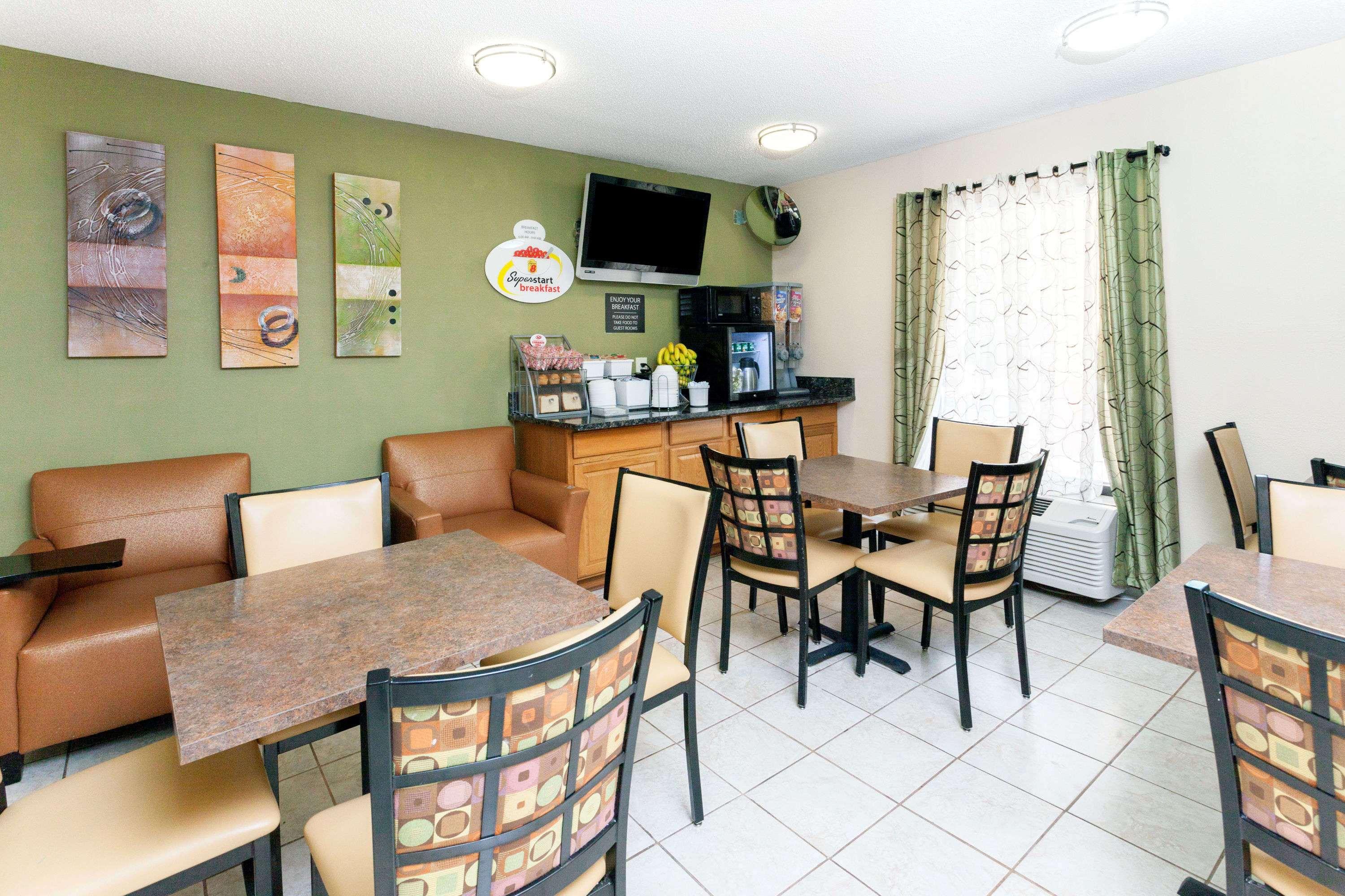 Restaurant-cafeteria