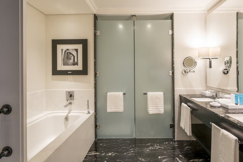 *Deluxe Room Double Double