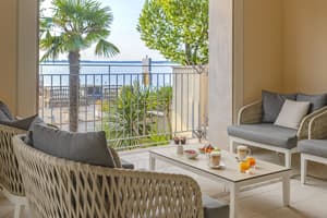 thumbnail: Terrace/patio