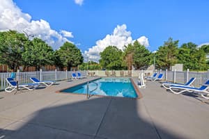 thumbnail: Pool