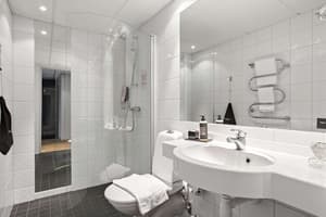 thumbnail: Bathroom