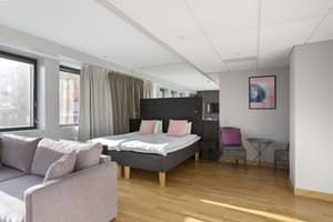 thumbnail: Room