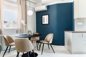 thumbnail: In-room dining