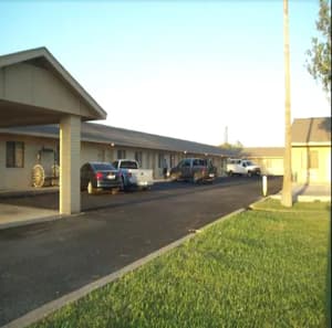 thumbnail: Front of property