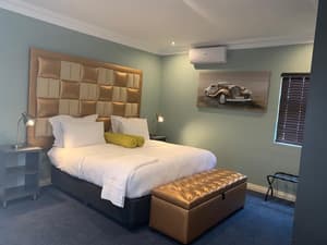 thumbnail: Room