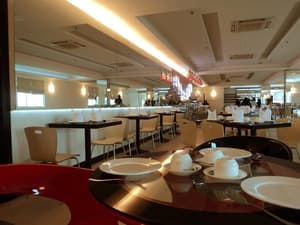 thumbnail: Breakfast area