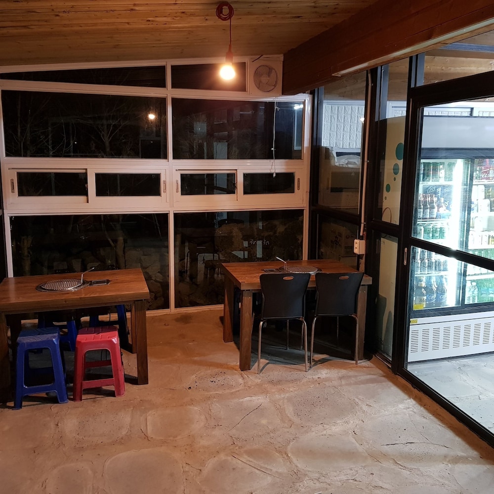 BBQ/picnic area