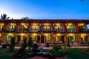 thumbnail: Front of property - evening/night