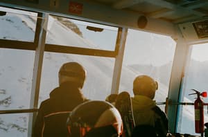 thumbnail: Skiing