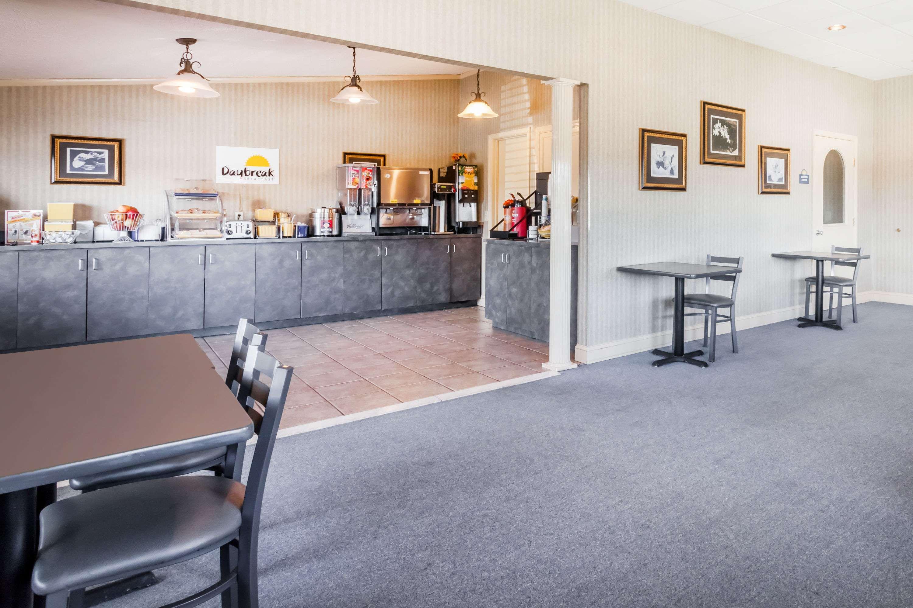 Restaurant-cafeteria