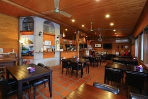 thumbnail: Breakfast area