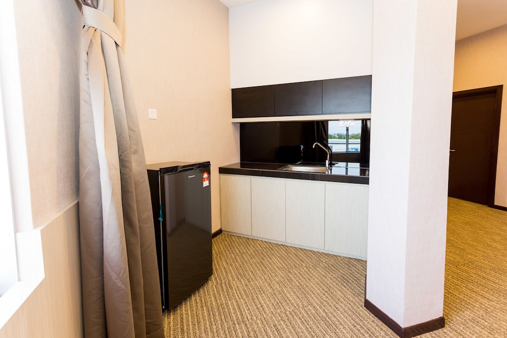 Private kitchenette