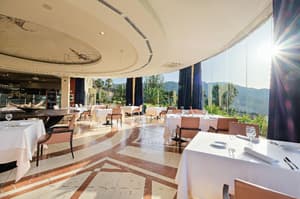 thumbnail: Restaurant