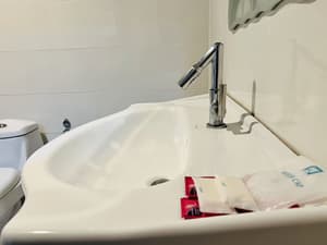 thumbnail: Bathroom