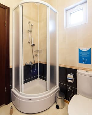thumbnail: Bathroom shower