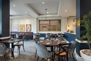 thumbnail: Restaurant