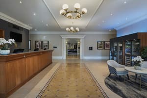 thumbnail: Lobby lounge