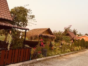 thumbnail: Exterior