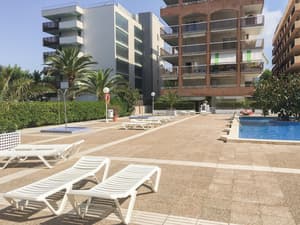 thumbnail: Outdoor pool