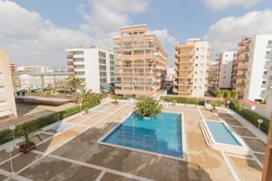 thumbnail: Outdoor pool