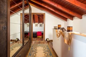 thumbnail: Interior detail