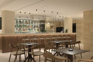 thumbnail: Bar (on property)