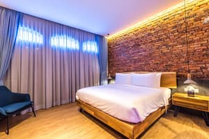 thumbnail: Room