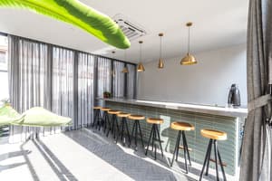 thumbnail: Bar (on property)