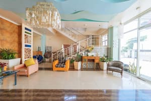 thumbnail: Interior