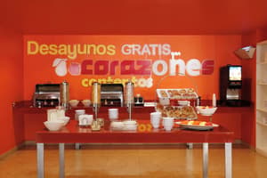 thumbnail: Breakfast area
