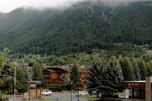 thumbnail: Exterior