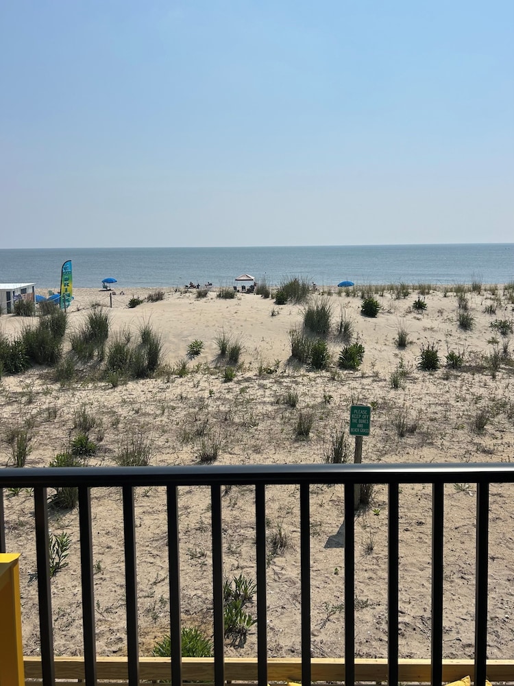 Beach/ocean view