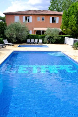 thumbnail: Outdoor pool