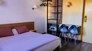 thumbnail: Room