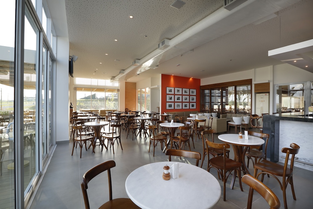 Restaurant-cafeteria