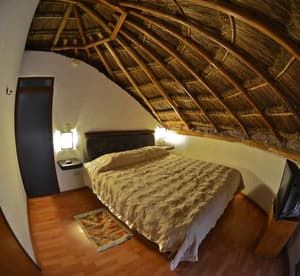 thumbnail: Rooms
