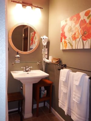thumbnail: Bathroom