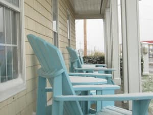 thumbnail: Balcony