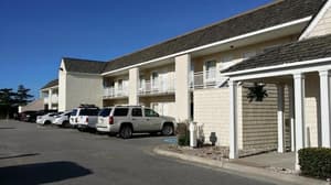 thumbnail: Exterior
