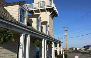 thumbnail: Exterior